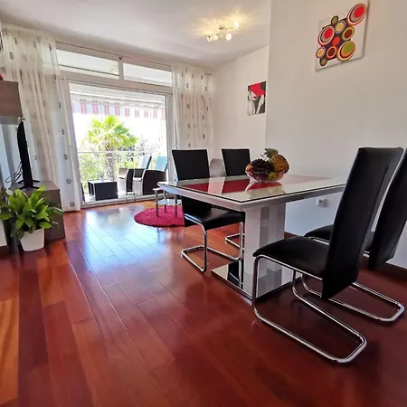 Fuer 4 Personen- 50m Vom Entfernt By Interhome 아파트