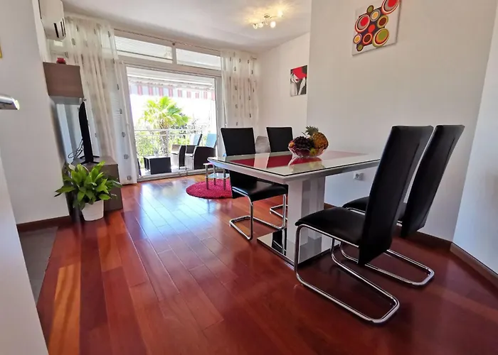 Fuer 4 Personen- 50m Vom Entfernt By Interhome Apartman